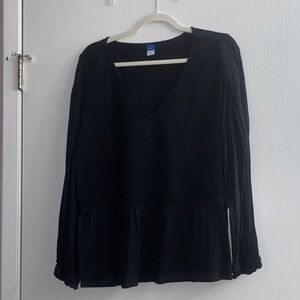 Old Navy Black V-Neck Blouse